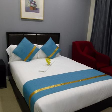 Atlantic Pearl Guest House Midrand Exterior foto